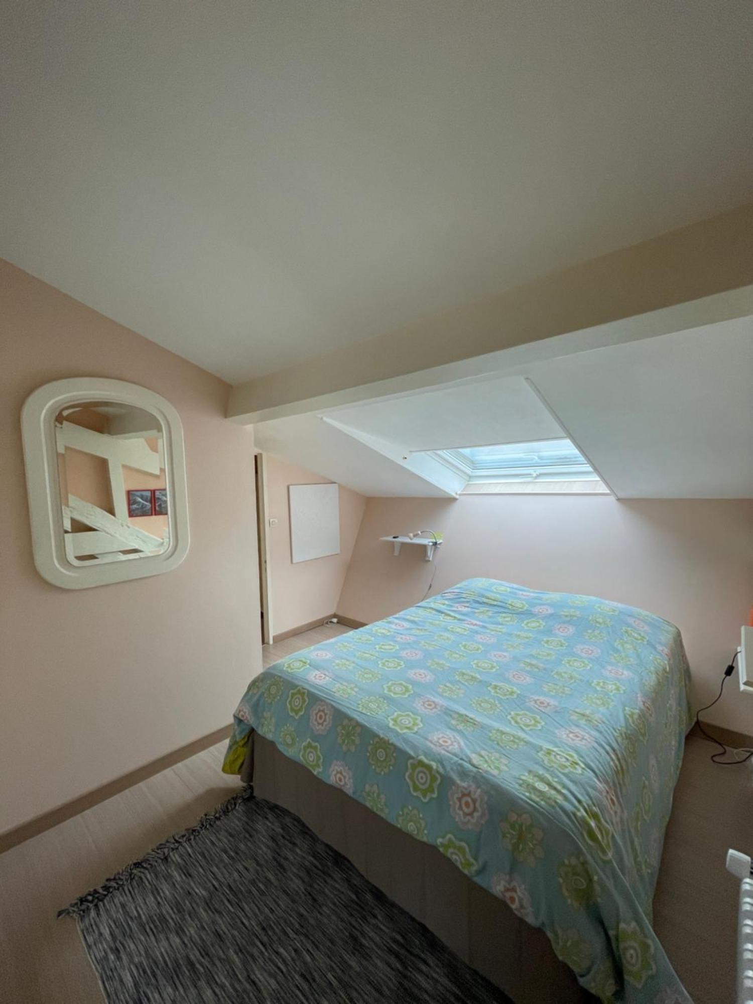 Rare 2 Bedroom With Private Beach On Lake Annecy Doussard Szoba fotó